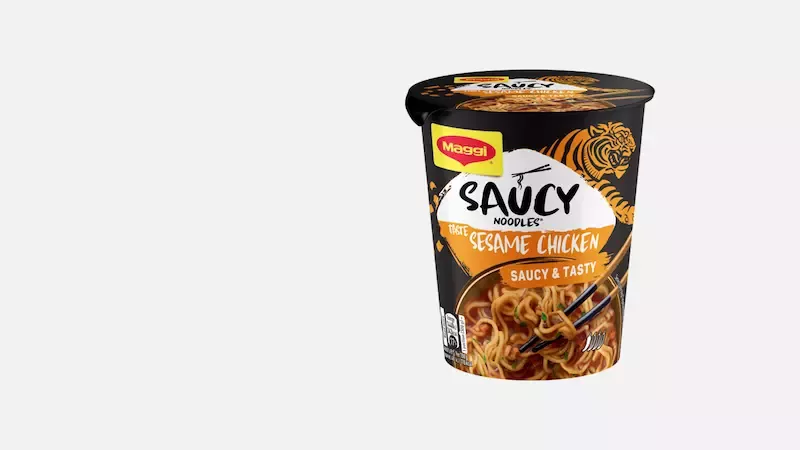 MAGGI Saucy Noodles Sesame Chicken Cup 8x75g